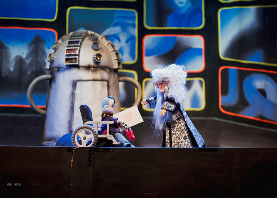 臺北兒童藝術節/2026臺北兒童藝術節/焦點節目/豆花公劇場版-拍斷手骨顛倒勇/攝影 林育全